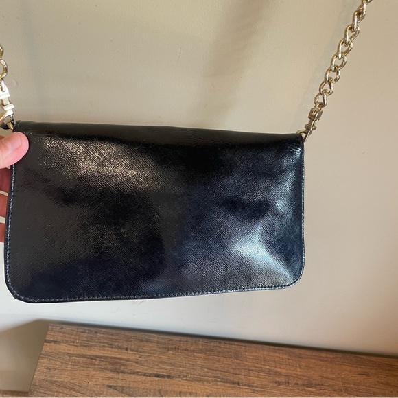 Tory Burch Adalyn Black Shoulder Bag Clutch Gold Patent Saffiano Leather - Picture 4 of 10